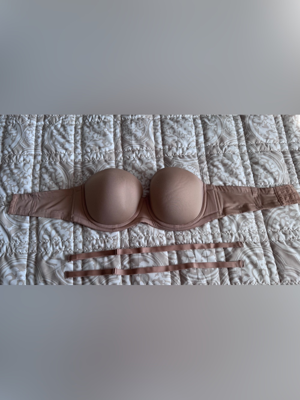 Wacoal Red Carpet Convertible Strapless Bra - Picture 2 of 9